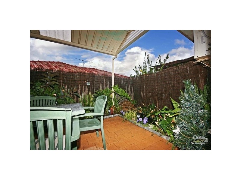 8/4 Chappel street,, Dianella WA 6059