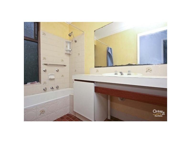 8/4 Chappel street,, Dianella WA 6059