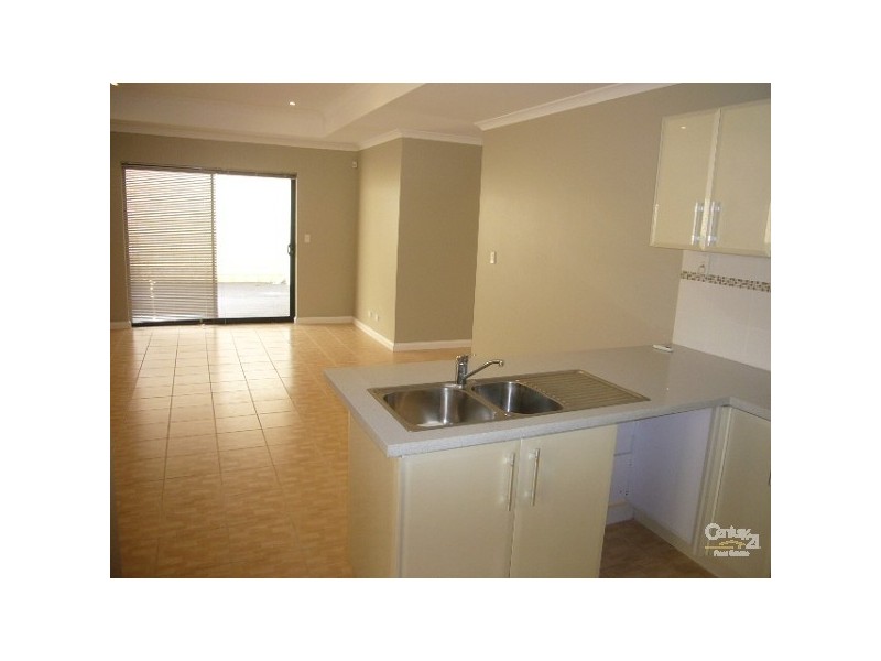 2/28 Offham Way, Westminster WA 6061