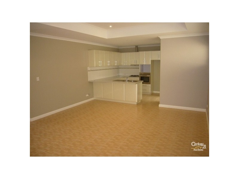 2/28 Offham Way, Westminster WA 6061