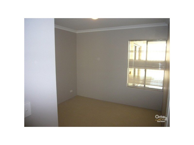 2/28 Offham Way, Westminster WA 6061