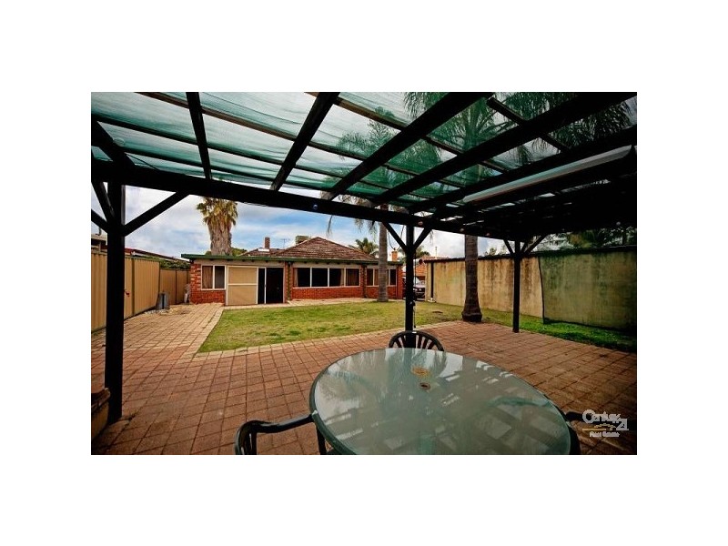 173 Gabriel Street, Cloverdale WA 6105