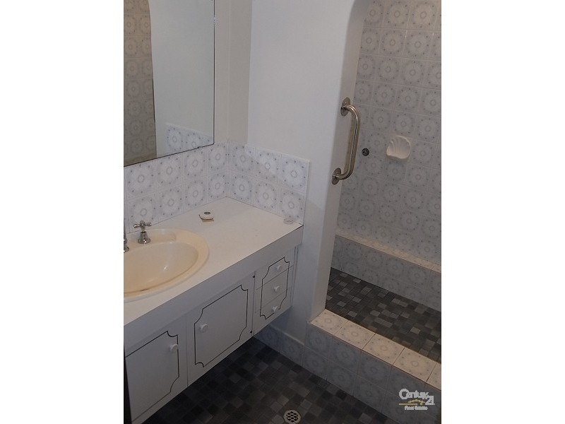 6/51 Frape Avenue, Yokine WA 6060