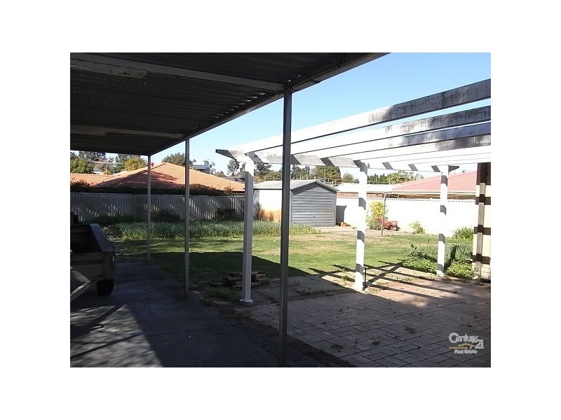 94 Broun Avenue, Embleton WA 6062