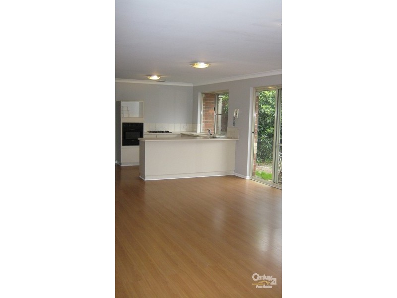 4/56 Mallard Way, Cannington WA 6107