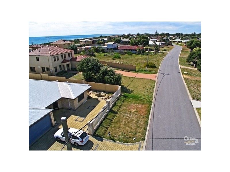 18 Gilmore Way, Madora Bay WA 6210