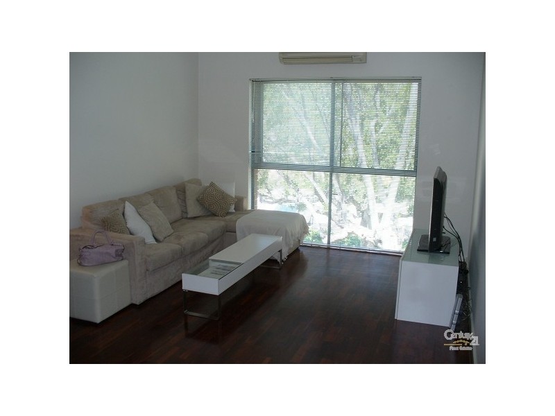 8/24 Saunders Street, East Perth WA 6004