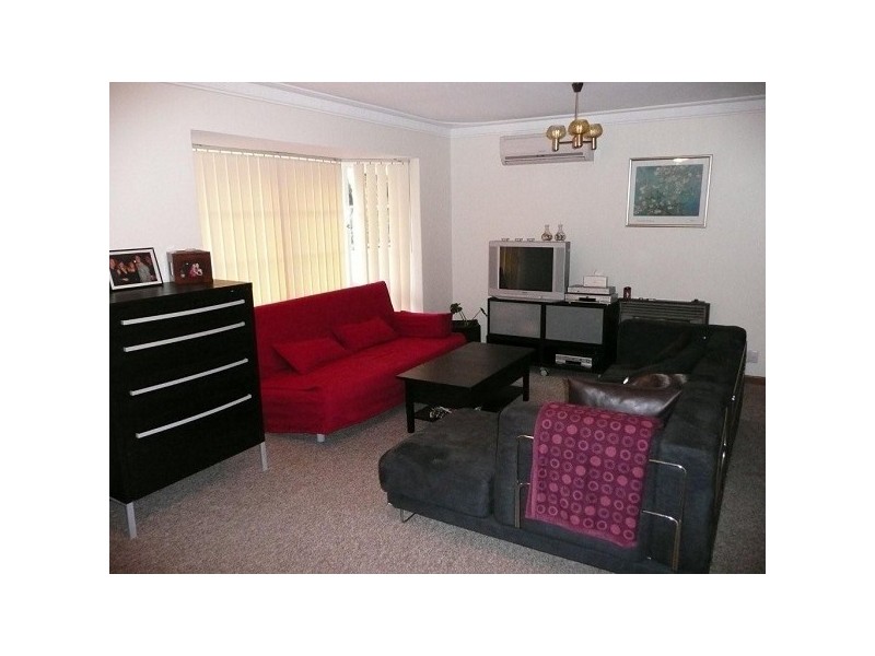 36 Banks Avenue, Hillarys WA 6025