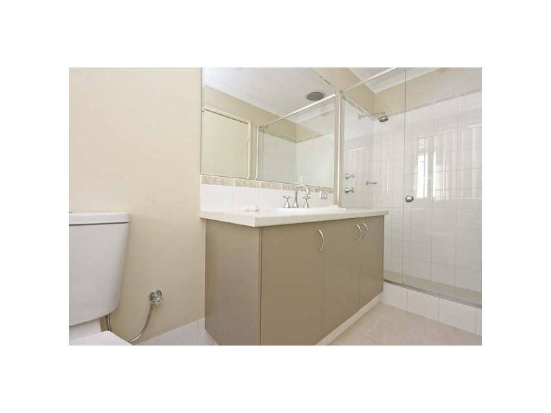 49 Crosthwait Circle, Tapping WA 6065