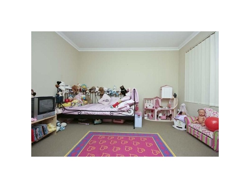 49 Crosthwait Circle, Tapping WA 6065