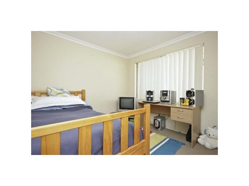 49 Crosthwait Circle, Tapping WA 6065