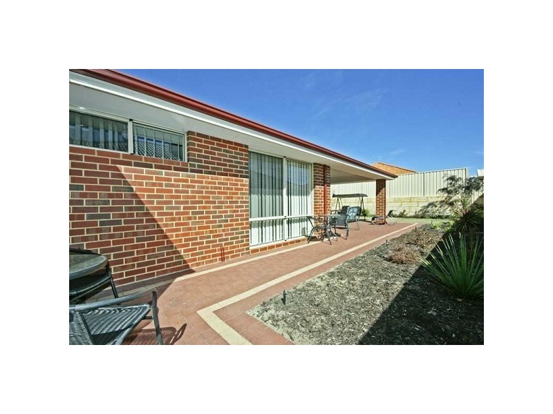 49 Crosthwait Circle, Tapping WA 6065