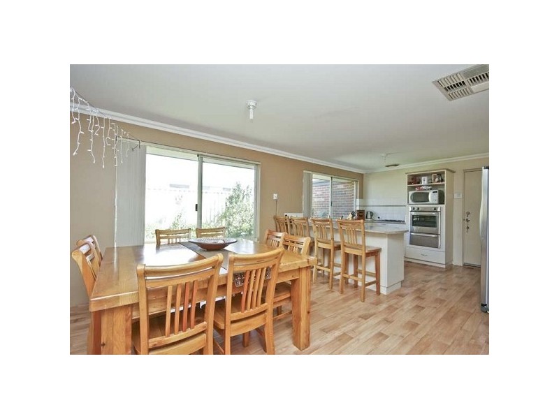 6 Haslingfield, Butler WA 6036