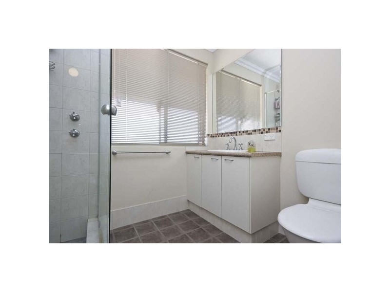 6 Haslingfield, Butler WA 6036