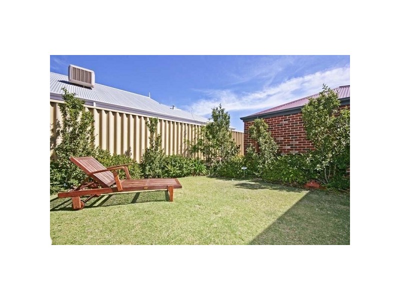 6 Haslingfield, Butler WA 6036