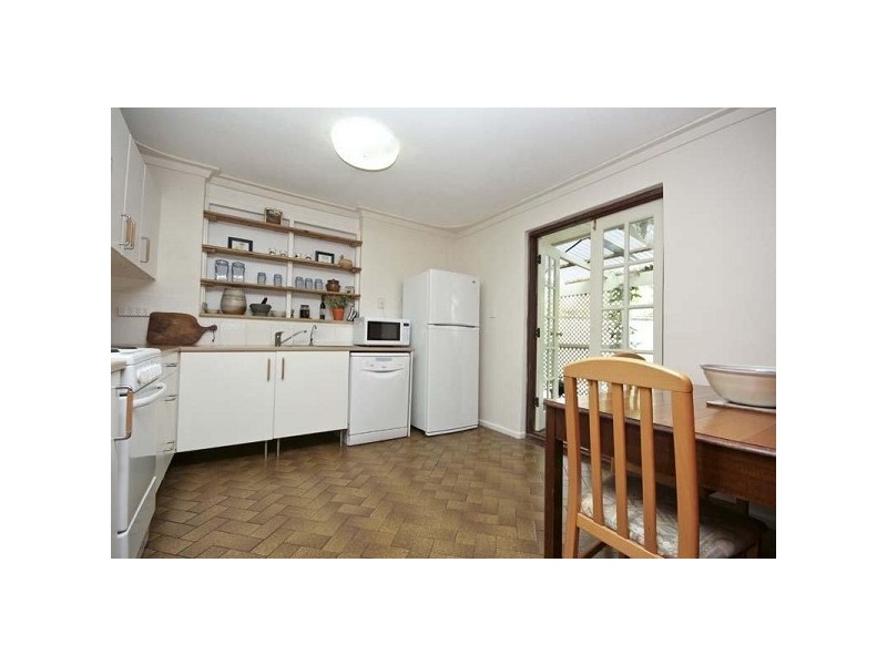 15 Spinaway Street, Craigie WA 6025