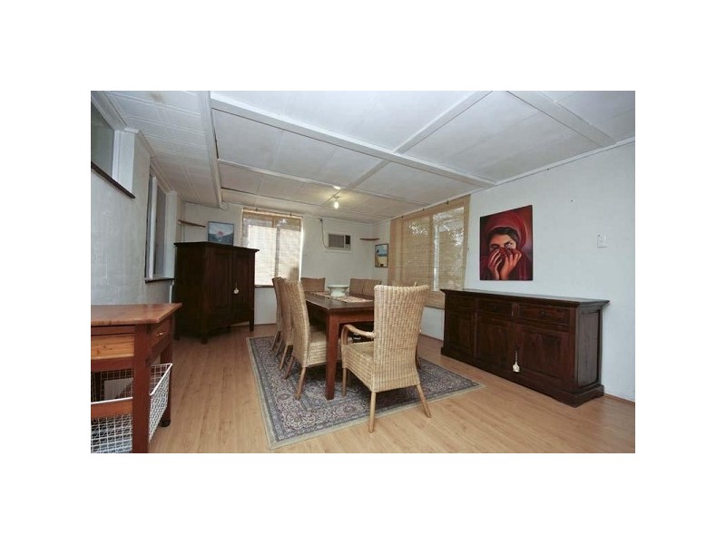 15 Spinaway Street, Craigie WA 6025