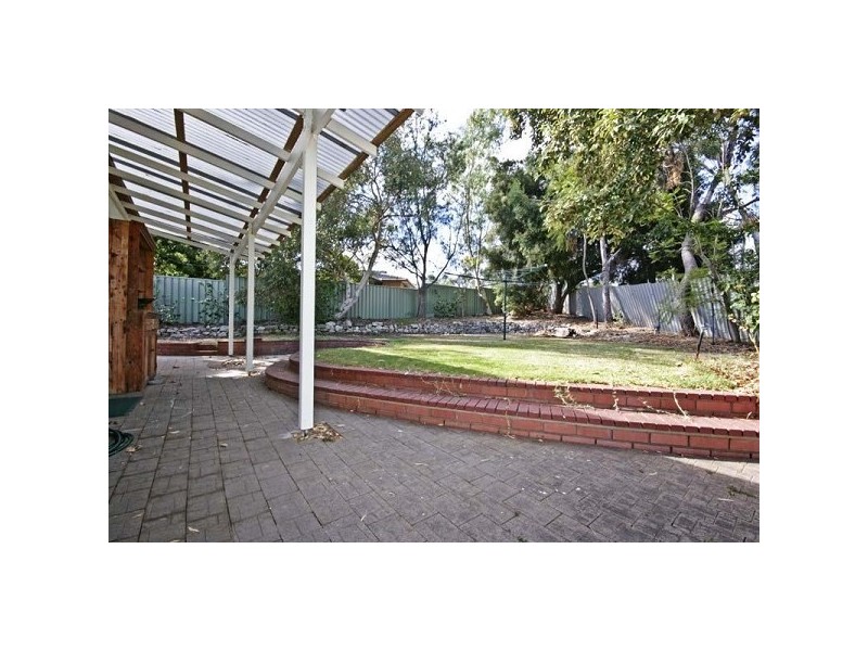 15 Spinaway Street, Craigie WA 6025