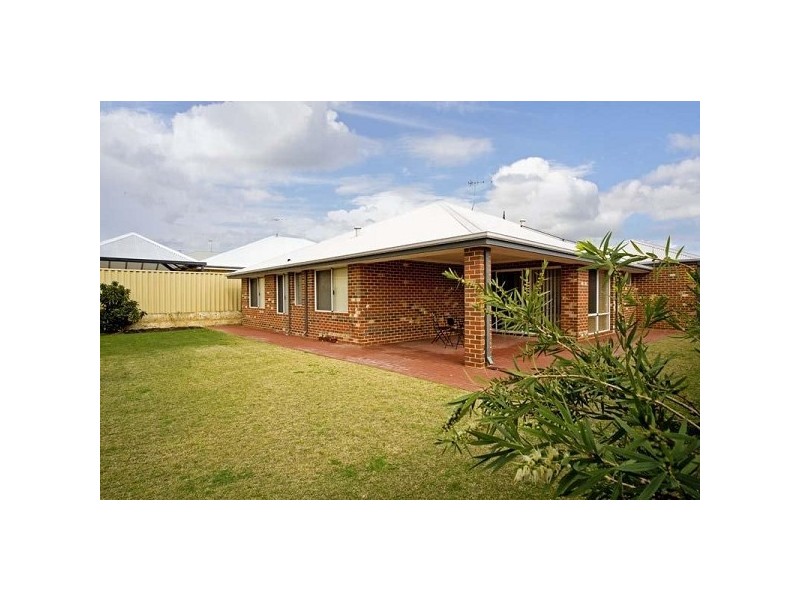 3 Holbein Way, Tapping WA 6065