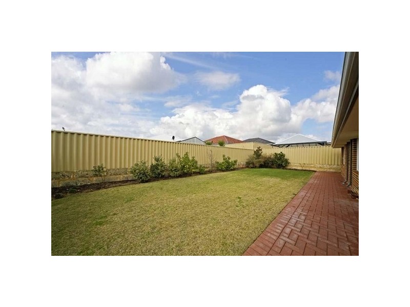 3 Holbein Way, Tapping WA 6065