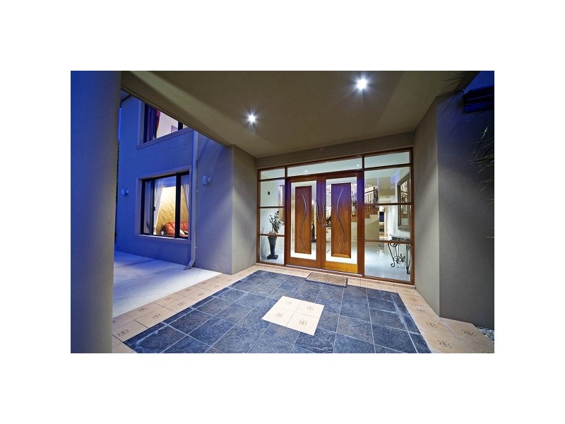 16 Wessex Street, Carine WA 6020