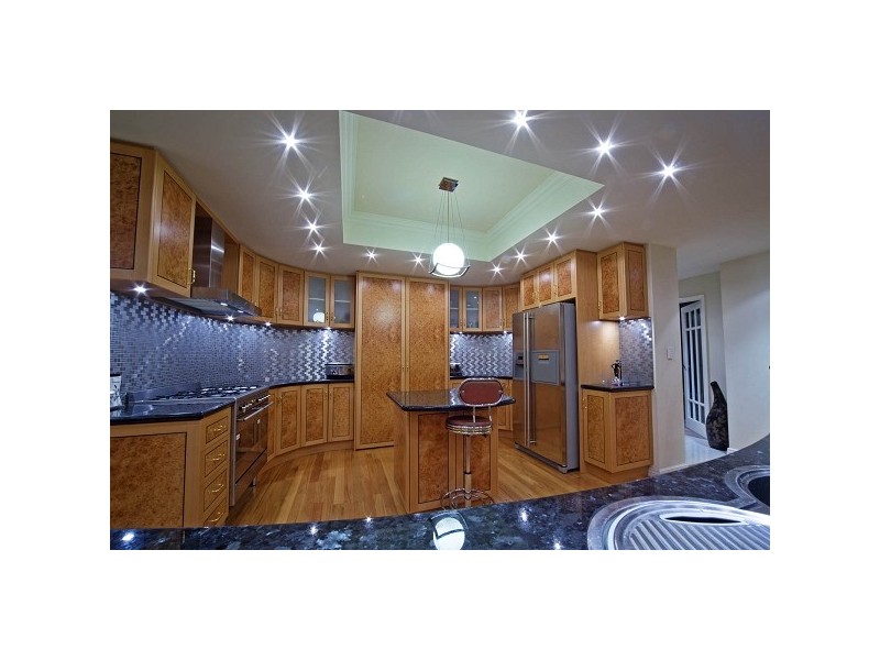 16 Wessex Street, Carine WA 6020