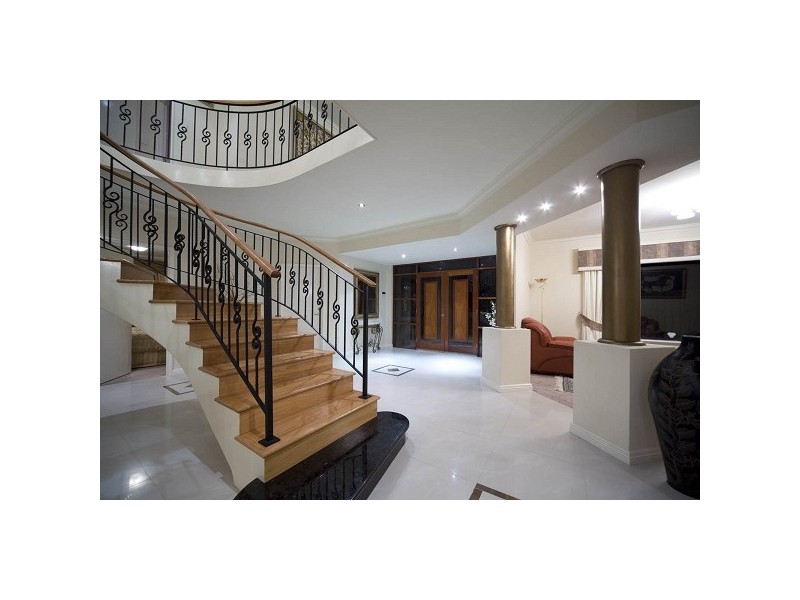 16 Wessex Street, Carine WA 6020