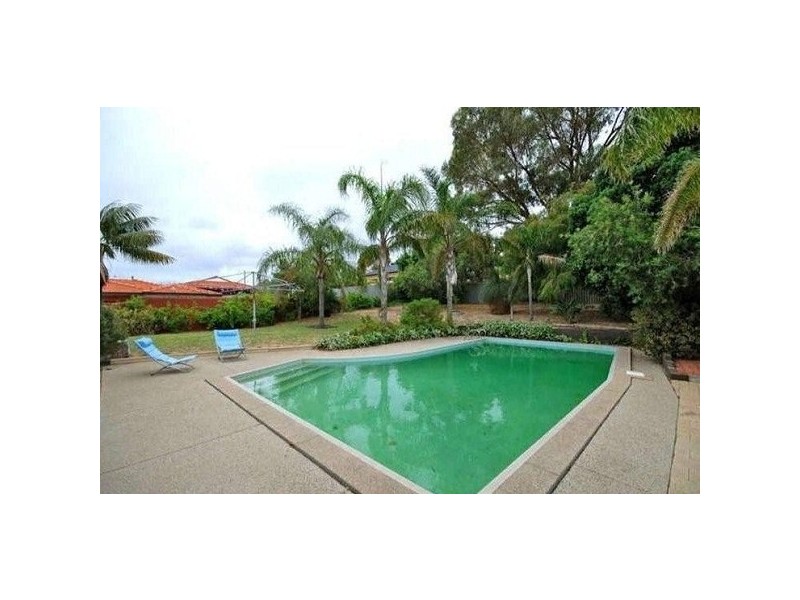 164 Karrinyup Rd, Karrinyup WA 6018