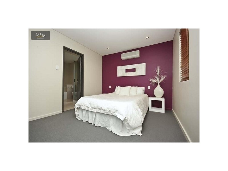 2/36 Second Avenue, Kensington WA 6151