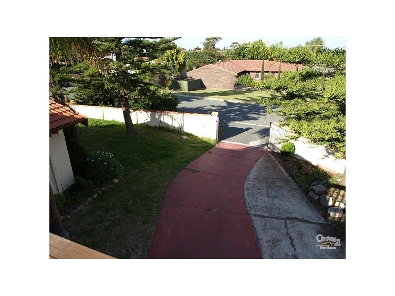 1 Dorset Street, Kallaroo WA 6025