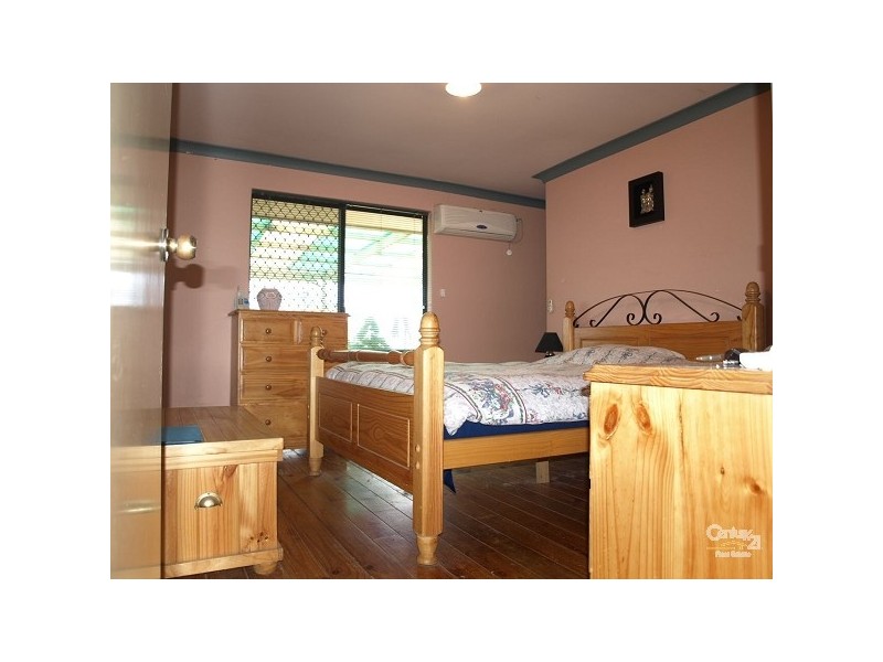 12 Mitchell Place, Two Rocks WA 6037