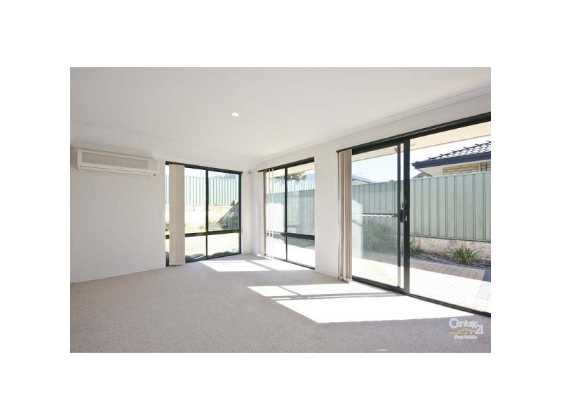 7 Nambucca Road, Merriwa WA 6030