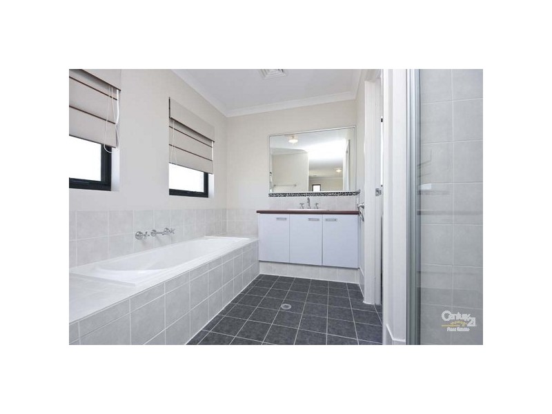 72 Cambourne Parkway, Butler WA 6036