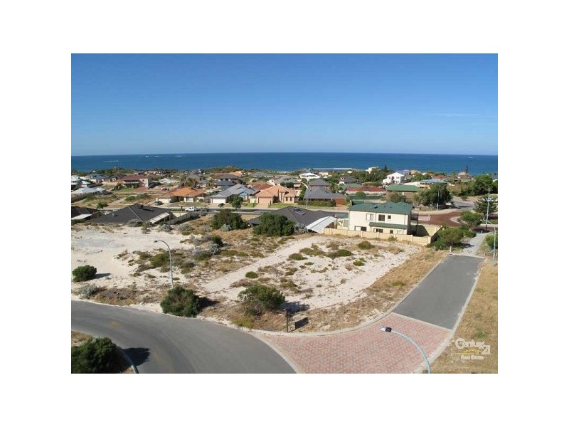 25 Flagtail Outlook, Yanchep WA 6035