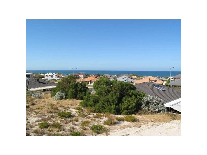 25 Flagtail Outlook, Yanchep WA 6035