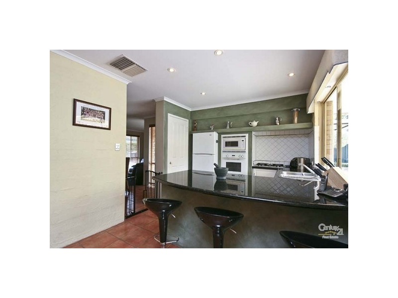 124 Kingsley Drive, Kingsley WA 6026