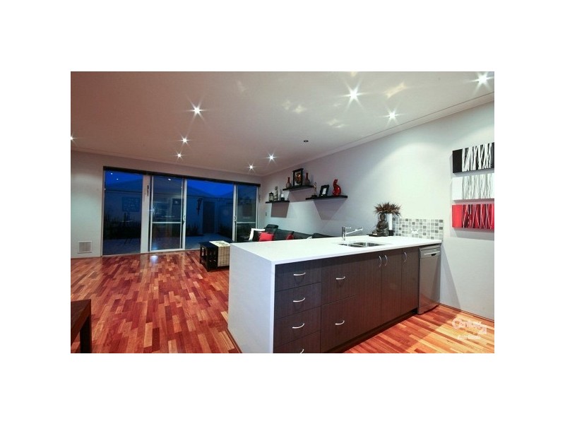 5a Carrabelle Street, Butler WA 6036