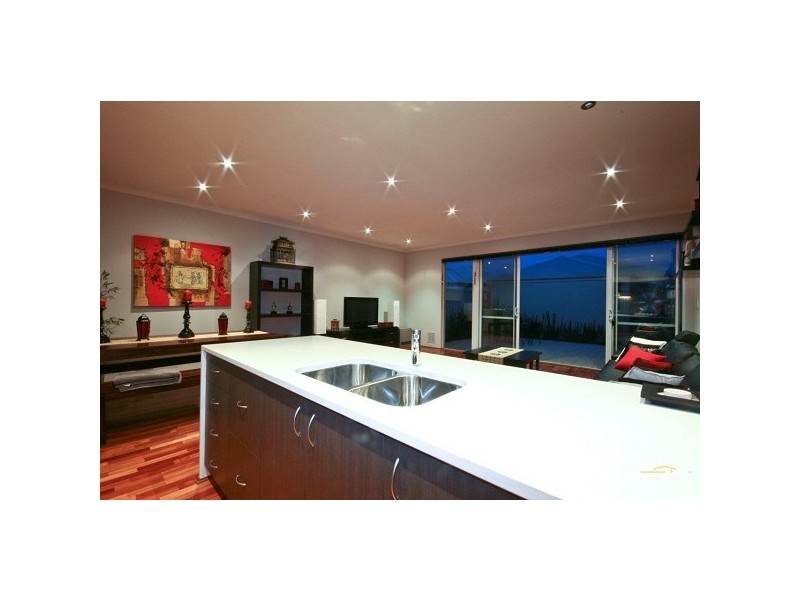 5a Carrabelle Street, Butler WA 6036