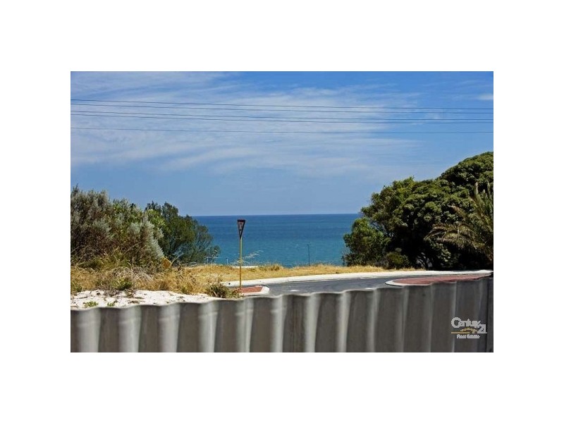 4 Nicholas Avenue, Quinns Rocks WA 6030