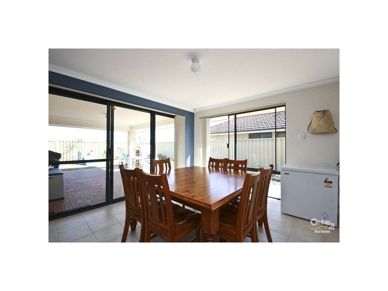 8 Frangista Road, Butler WA 6036