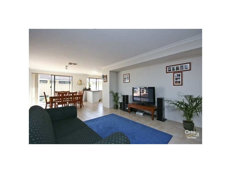 8 Frangista Road, Butler WA 6036