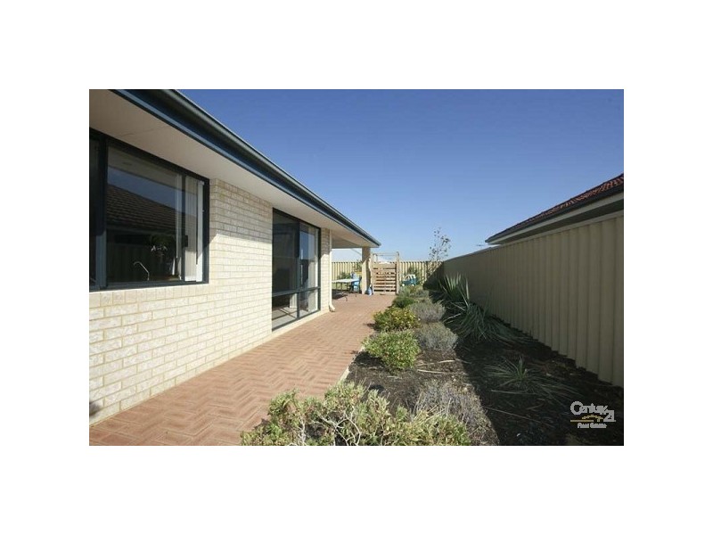 8 Frangista Road, Butler WA 6036