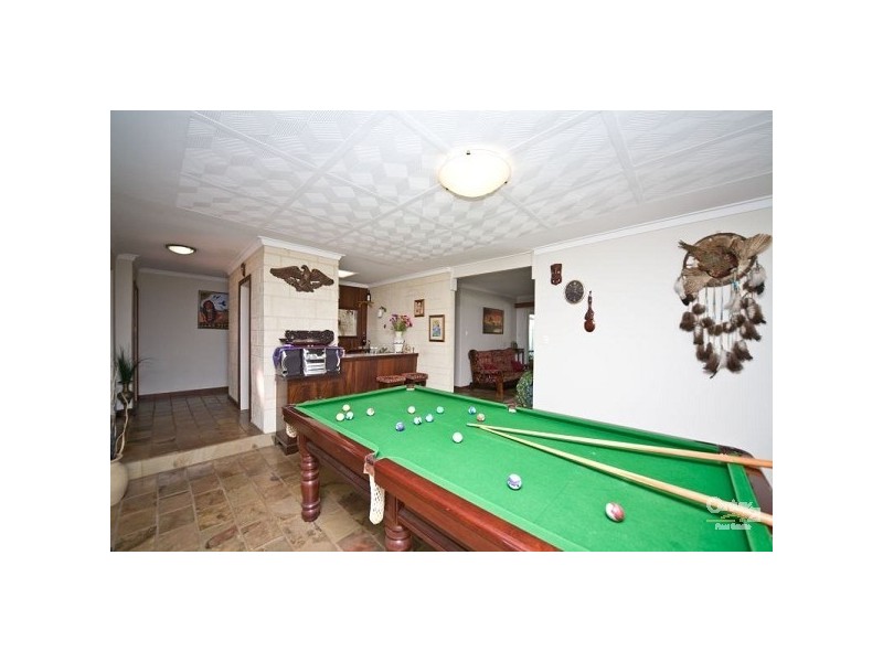 8 Endeavour Road, Hillarys WA 6025