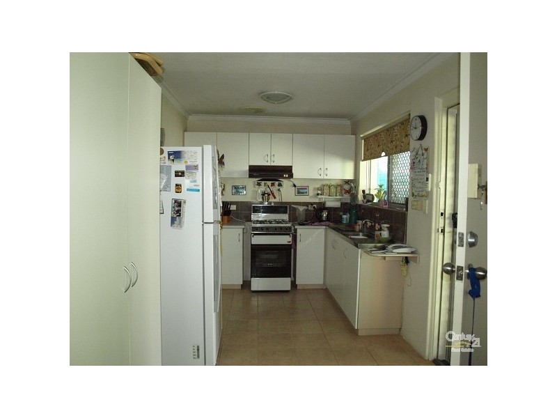 25 Whitfield Drive, Two Rocks WA 6037