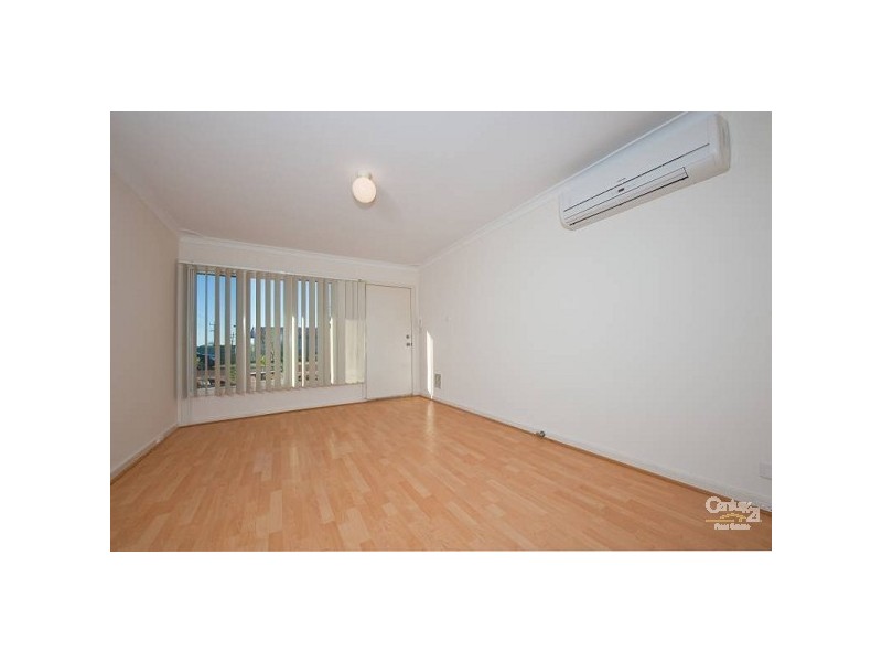 2/72 Amberton Avenue, Girrawheen WA 6064