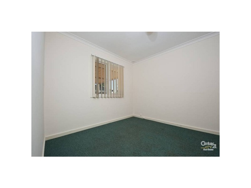 2/72 Amberton Avenue, Girrawheen WA 6064