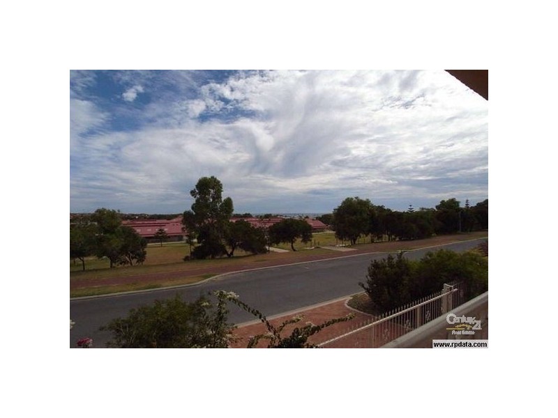 62 Abbeville Circle, Mindarie WA 6030