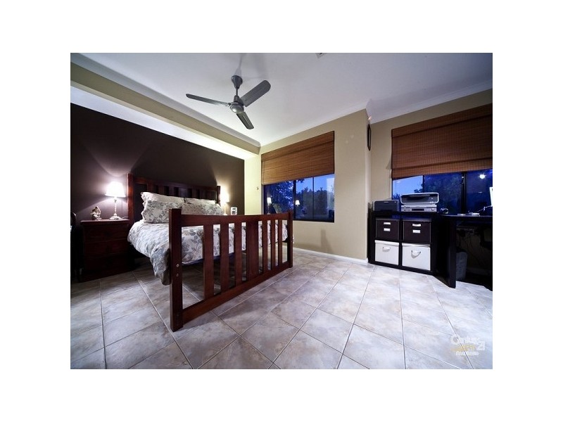 29 St Stephens Cres, Tapping WA 6065