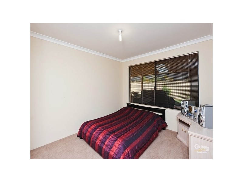 66 Berlotto Dr, Tapping WA 6065