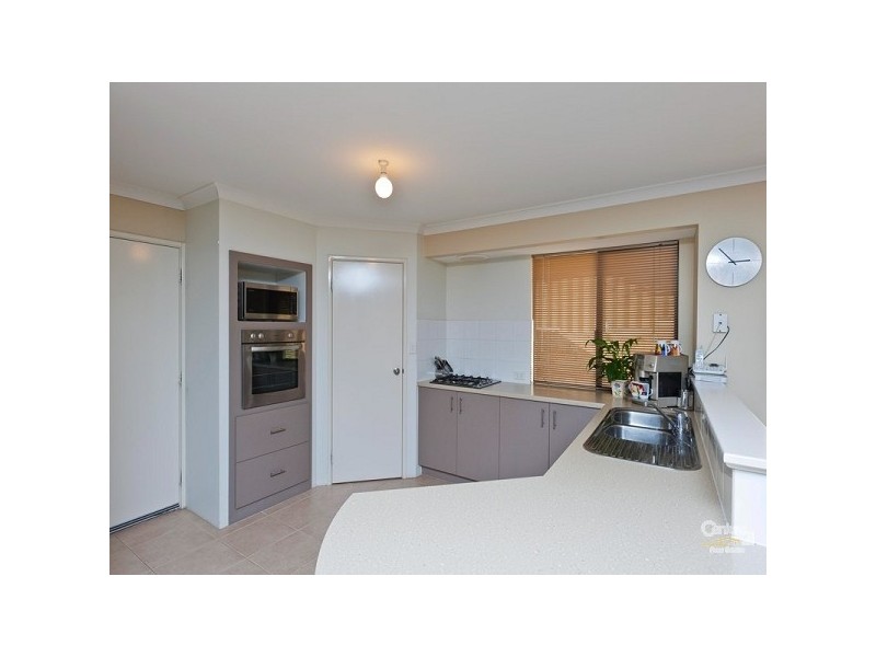 66 Berlotto Dr, Tapping WA 6065